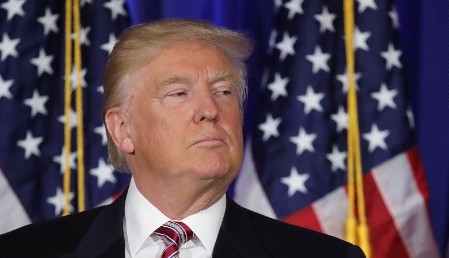 Globální cenzura má nový fenomén; zločinem už nebude jen pravda o Rusku a Číně, ale krutě se trestá též vše, co činí Donald Trump, byť ještě nezabil miliony lidí jako jeho předchůdci, ale jen poprvé bez obalu promluvil o USA…..